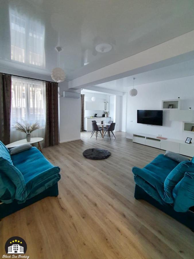 Black Sea Booking - Oana Navodari Ngoại thất bức ảnh