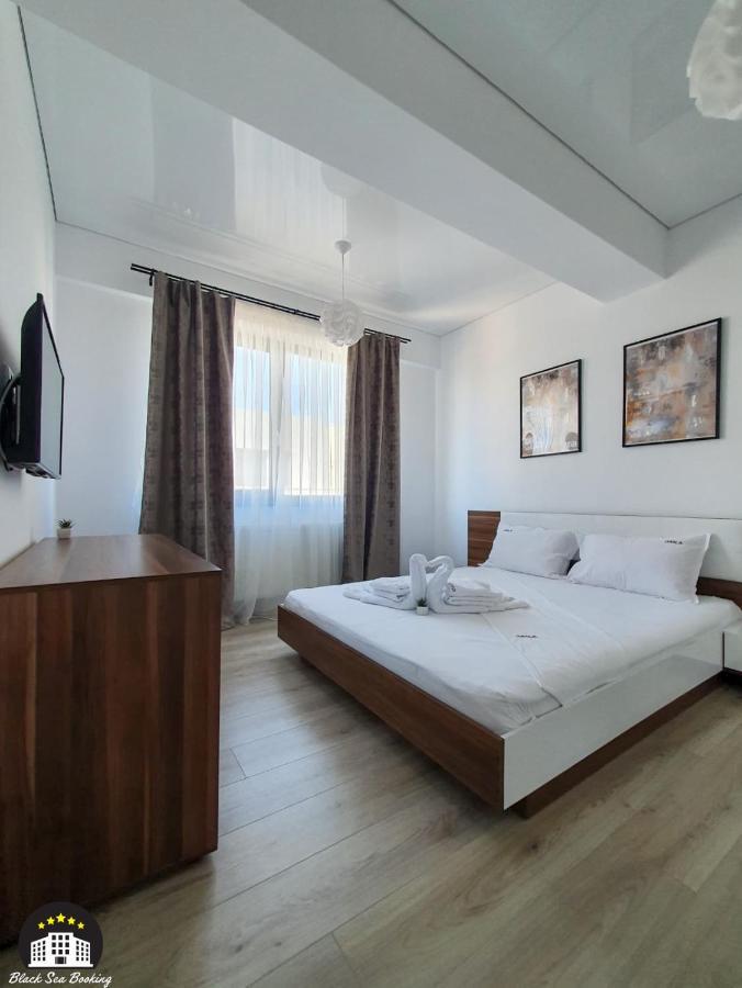 Black Sea Booking - Oana Navodari Ngoại thất bức ảnh