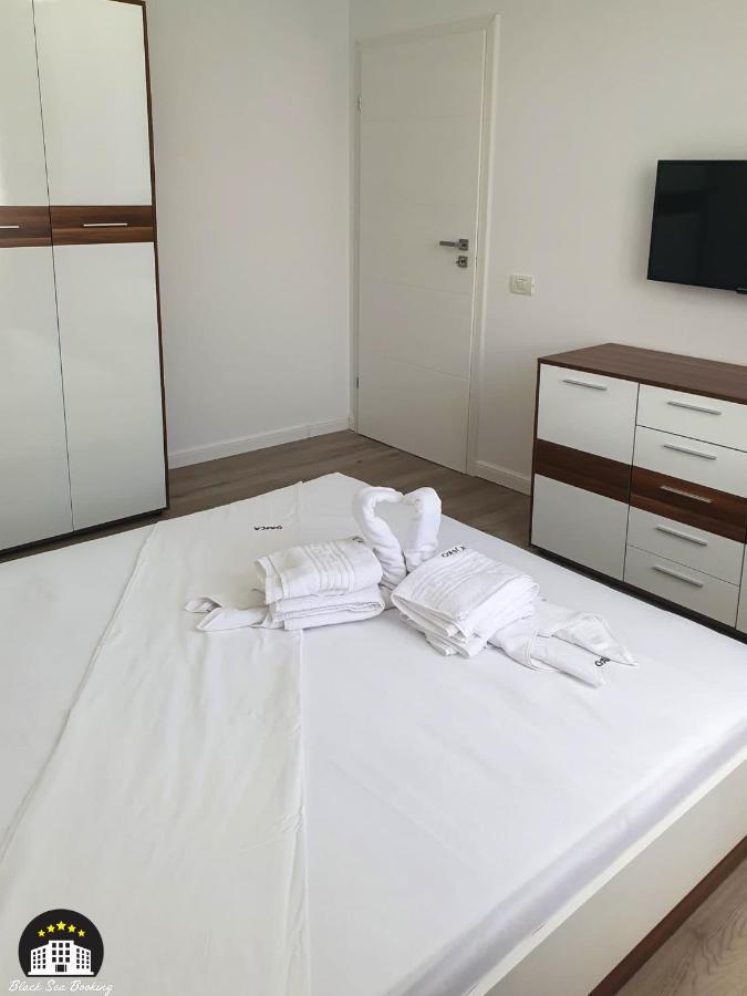 Black Sea Booking - Oana Navodari Ngoại thất bức ảnh